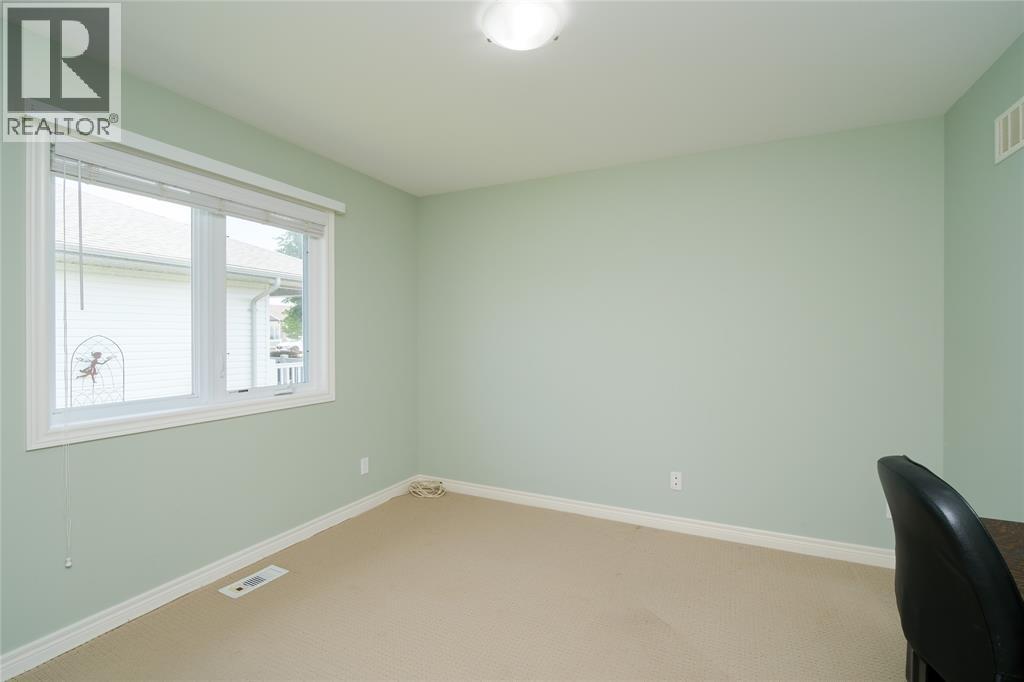 1940 London Line Unit# 207, Sarnia, Ontario  N7W 1B5 - Photo 31 - 25021858