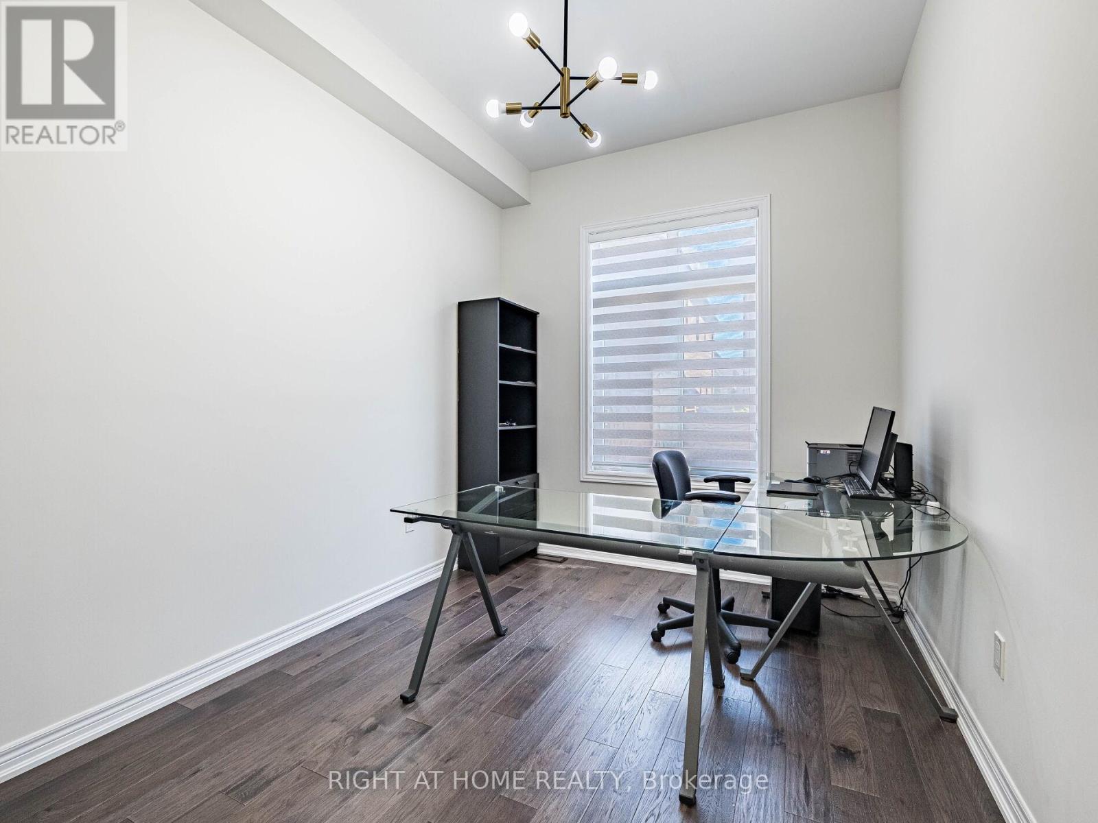 16 Charing Cross Gate, Oakville, Ontario  L6H 0V7 - Photo 21 - W12369616