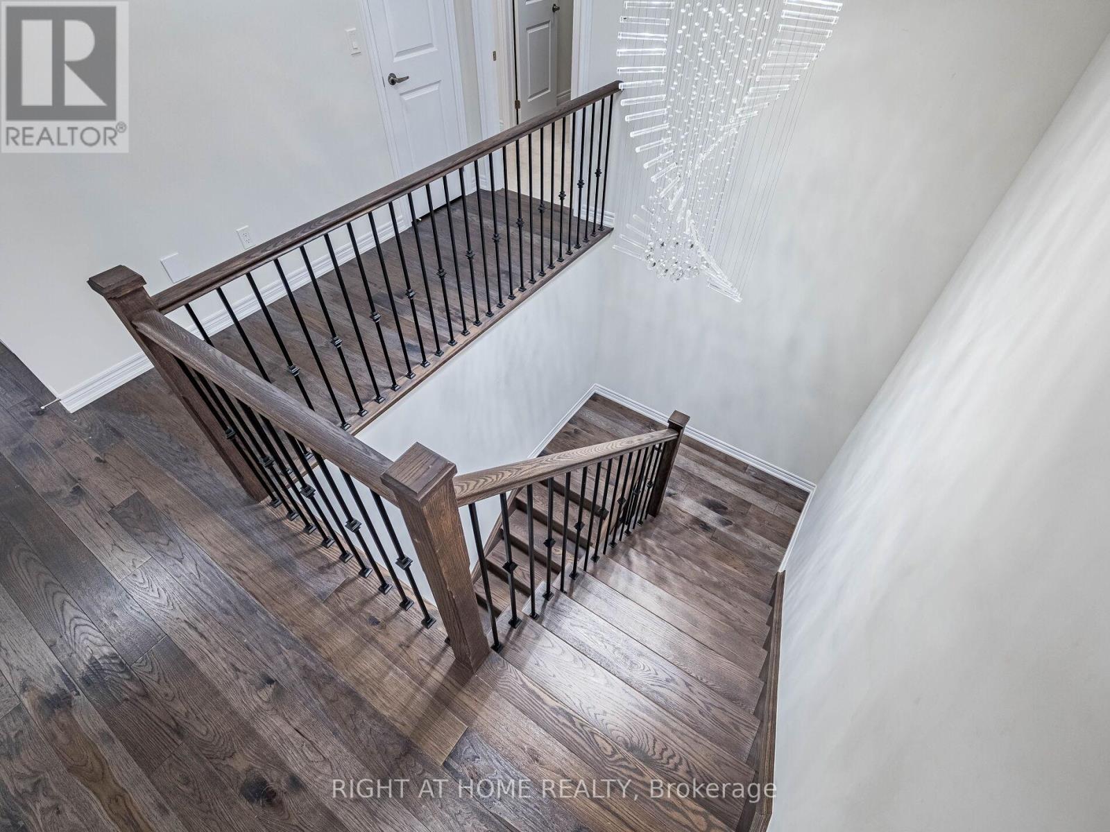 16 Charing Cross Gate, Oakville, Ontario  L6H 0V7 - Photo 25 - W12369616