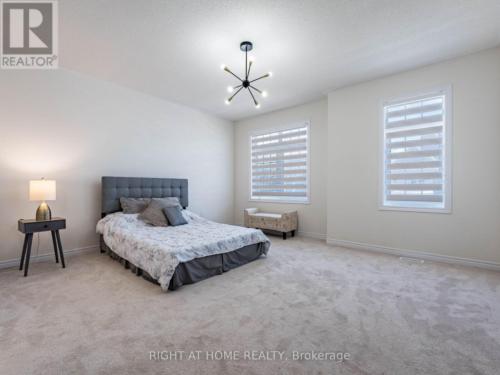 16 Charing Cross Gate, Oakville, Ontario  L6H 0V7 - Photo 37 - W12369616