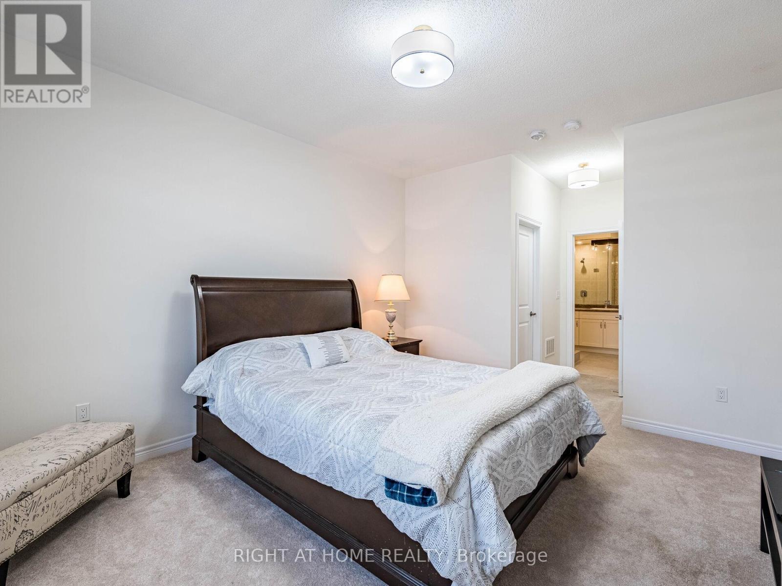 16 Charing Cross Gate, Oakville, Ontario  L6H 0V7 - Photo 41 - W12369616