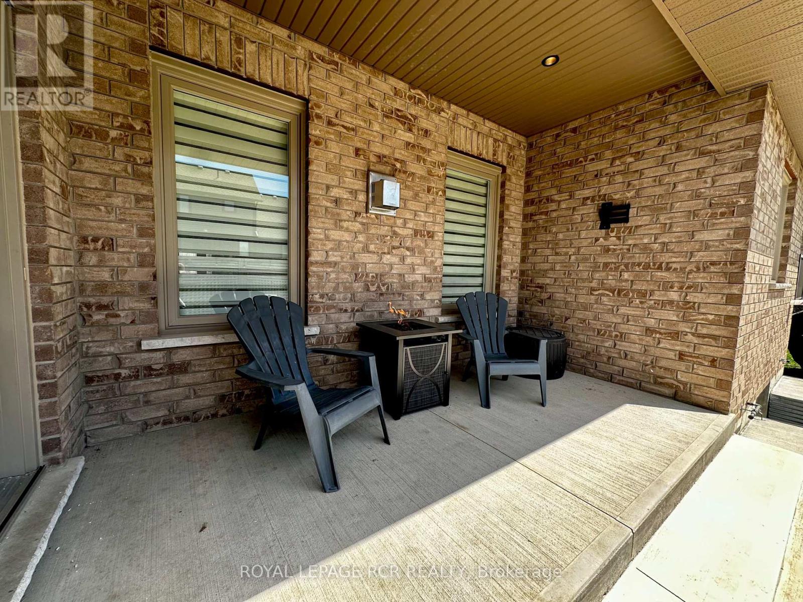 184 Ruby's Crescent E, Wellington North, Ontario  N0G 2L2 - Photo 12 - X12369613