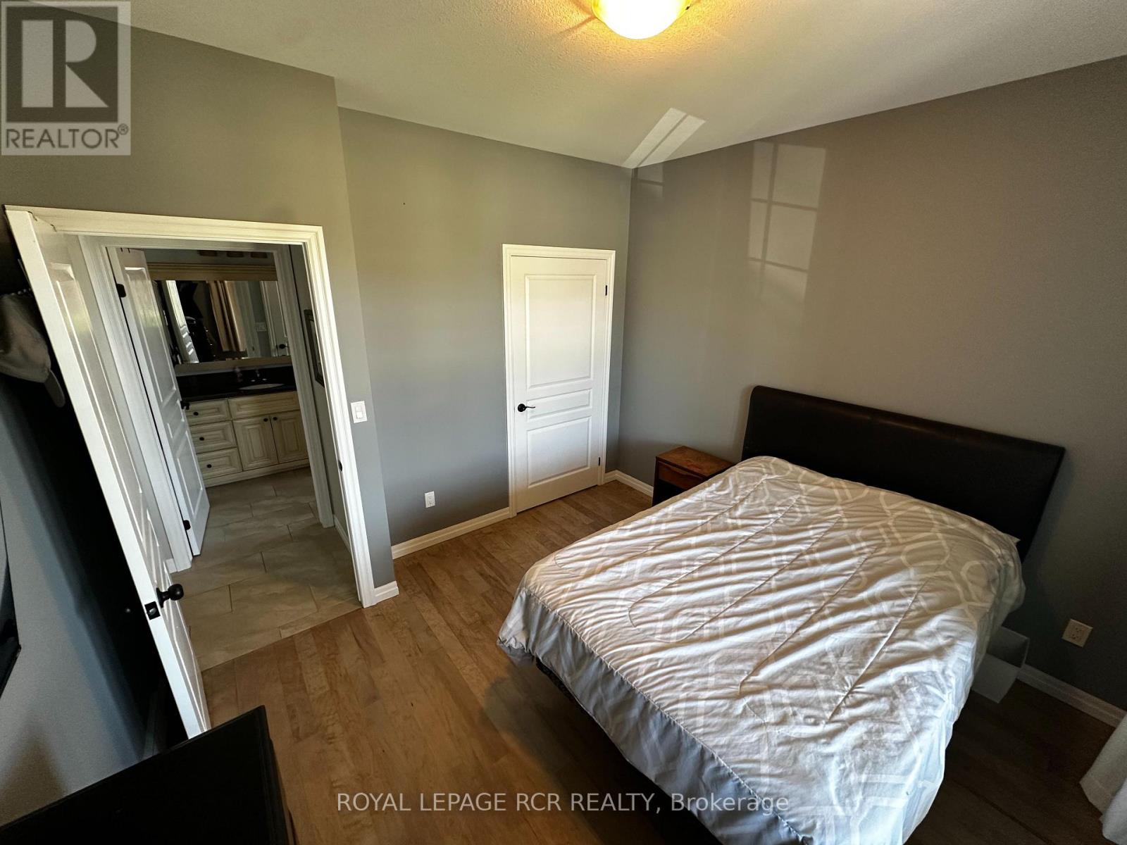 184 Ruby's Crescent E, Wellington North, Ontario  N0G 2L2 - Photo 16 - X12369613