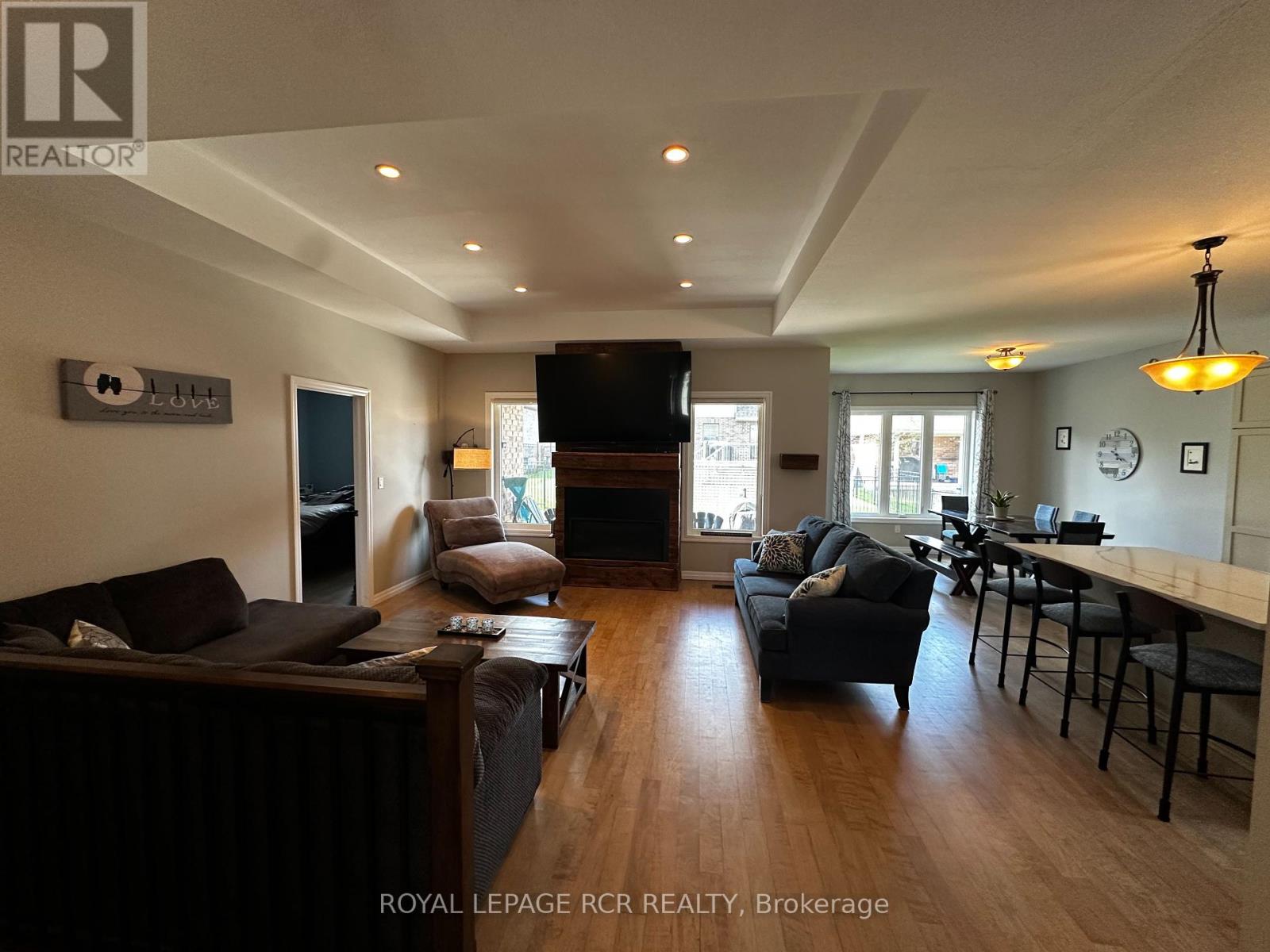 184 Ruby's Crescent E, Wellington North, Ontario  N0G 2L2 - Photo 21 - X12369613