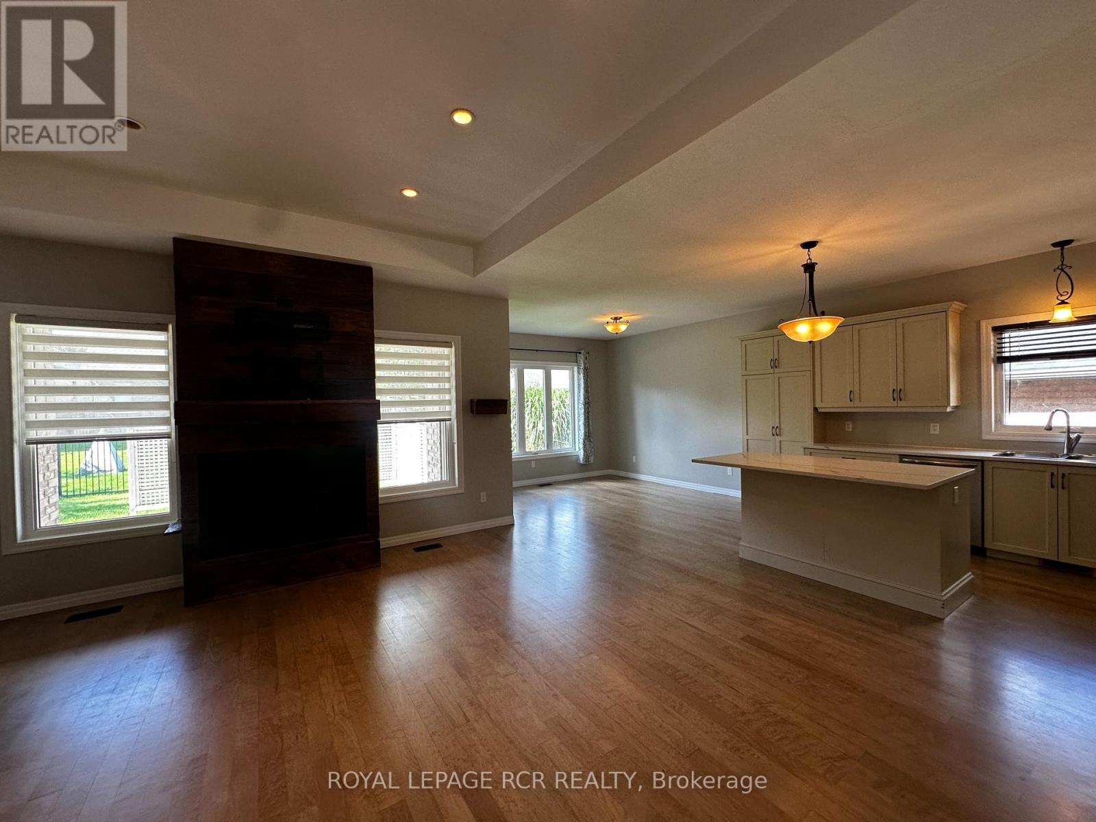 184 Ruby's Crescent E, Wellington North, Ontario  N0G 2L2 - Photo 22 - X12369613