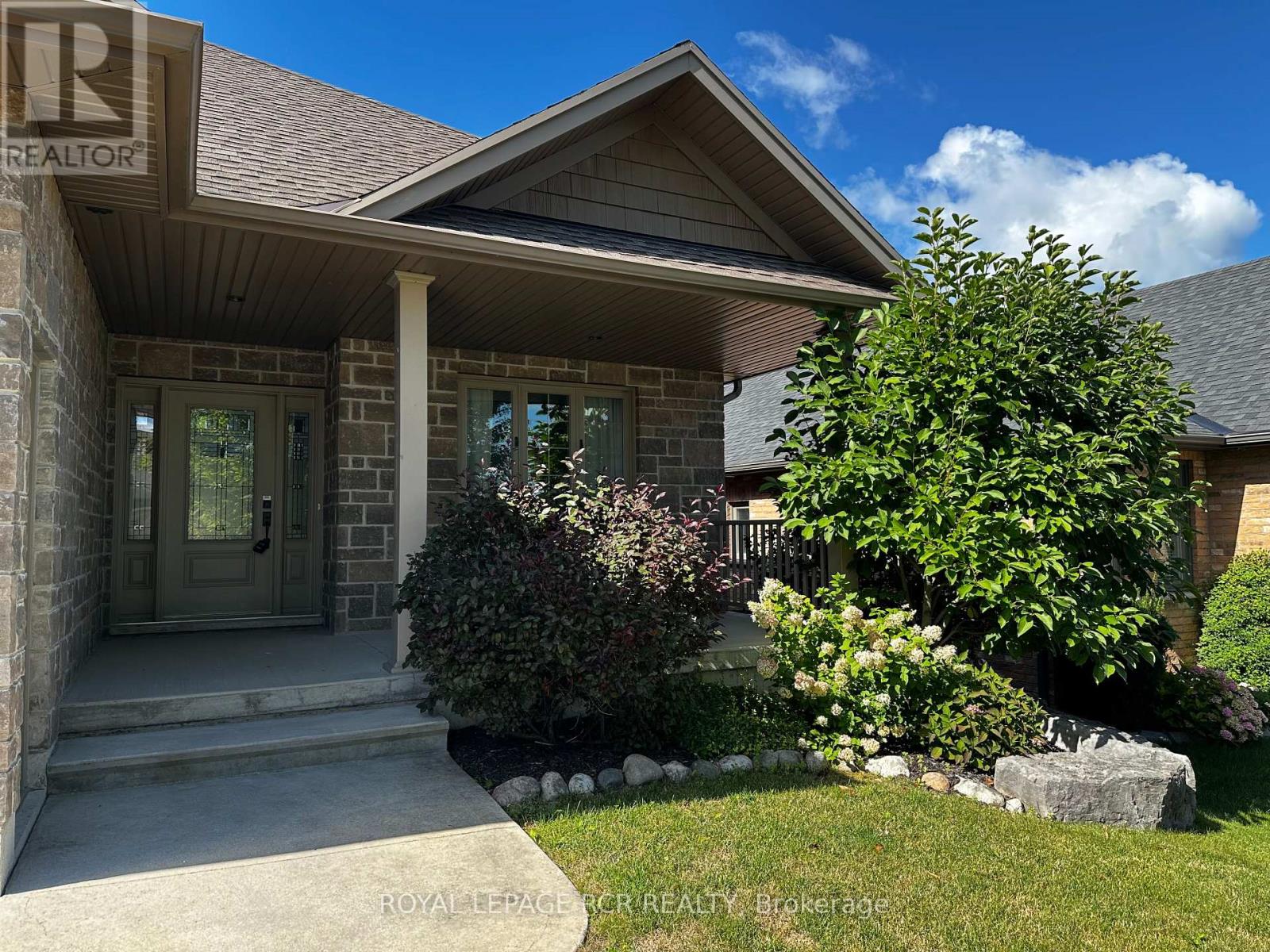 184 Ruby's Crescent E, Wellington North, Ontario  N0G 2L2 - Photo 7 - X12369613