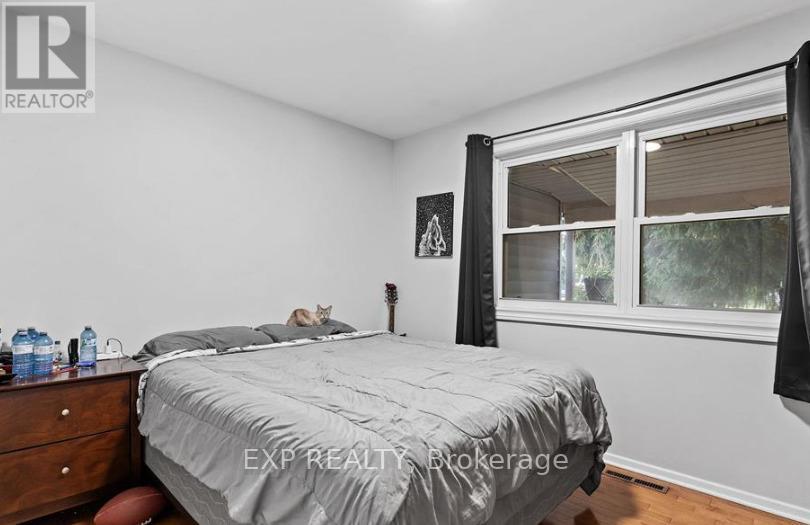 Upper - 304 First Avenue, Welland, Ontario  L3C 1Y8 - Photo 14 - X12369634