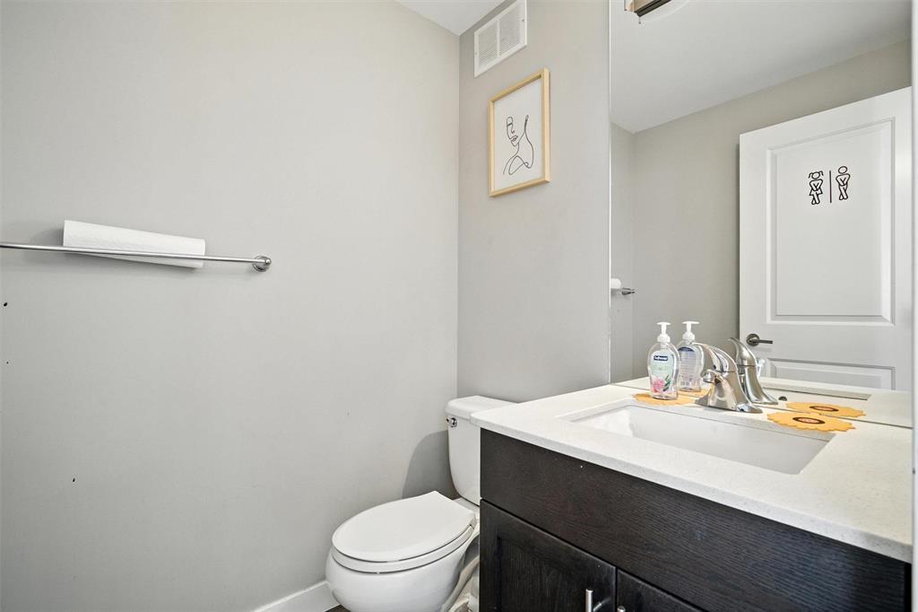 212 Park East Drive, Winnipeg, Manitoba  R3Y 0Y5 - Photo 15 - 202521630