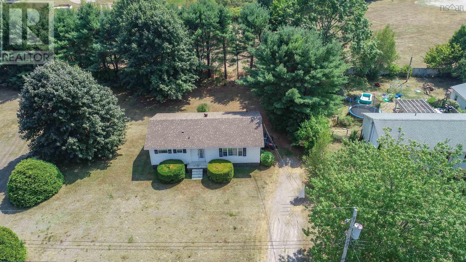 2736 Pinecrest Drive, Coldbrook, Nova Scotia  B4R 1B3 - Photo 22 - 202520812