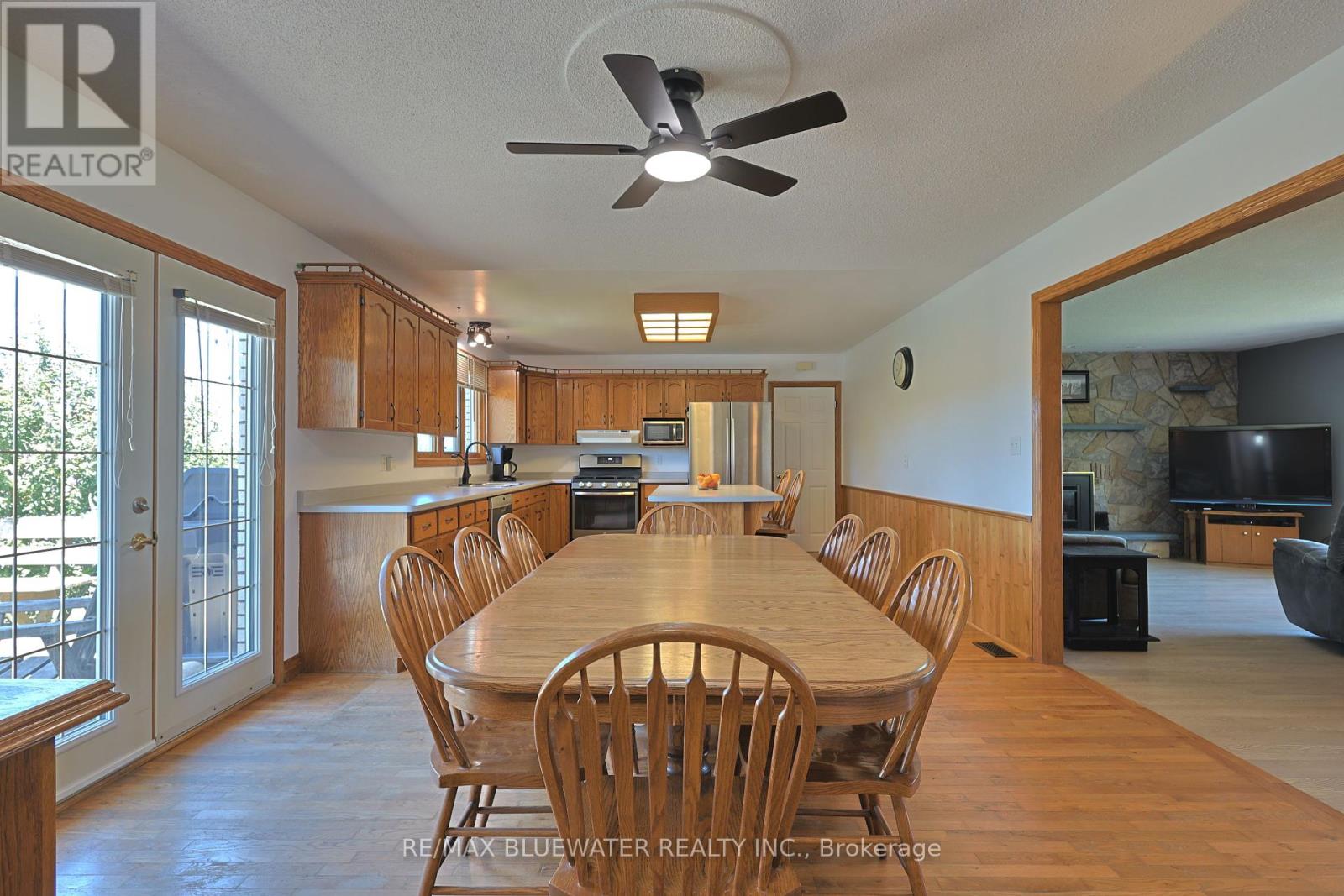 7963 Rawlings Road, Lambton Shores, Ontario  N0N 1J2 - Photo 15 - X12369659