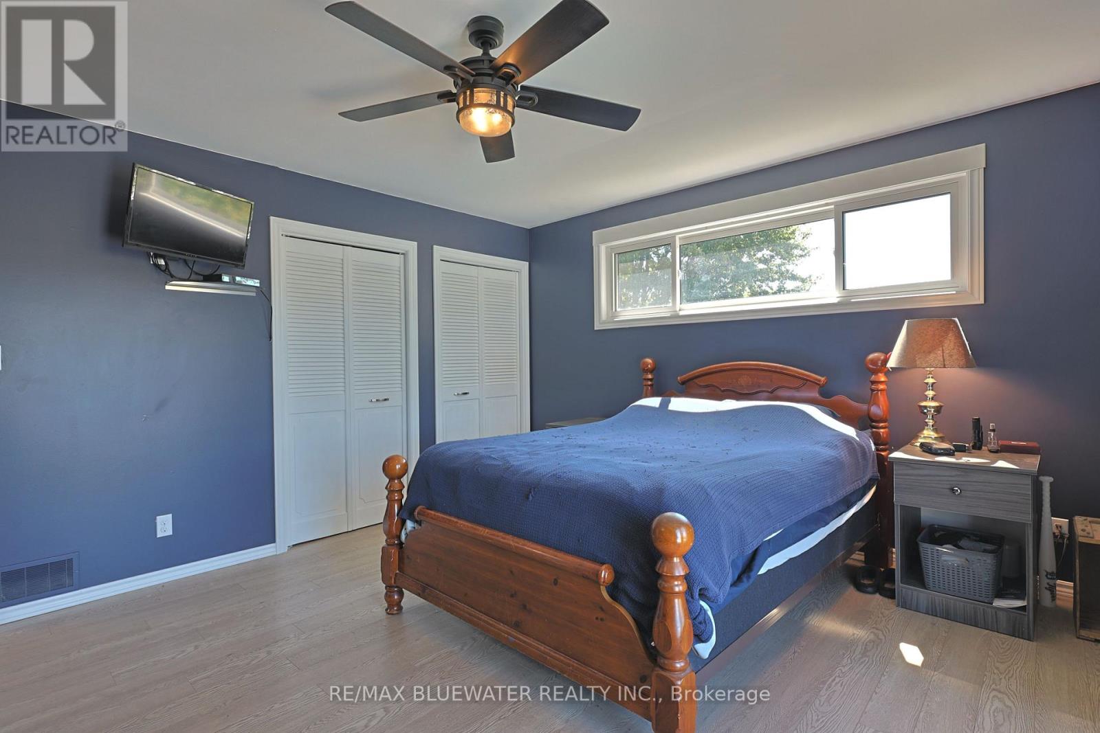 7963 Rawlings Road, Lambton Shores, Ontario  N0N 1J2 - Photo 20 - X12369659