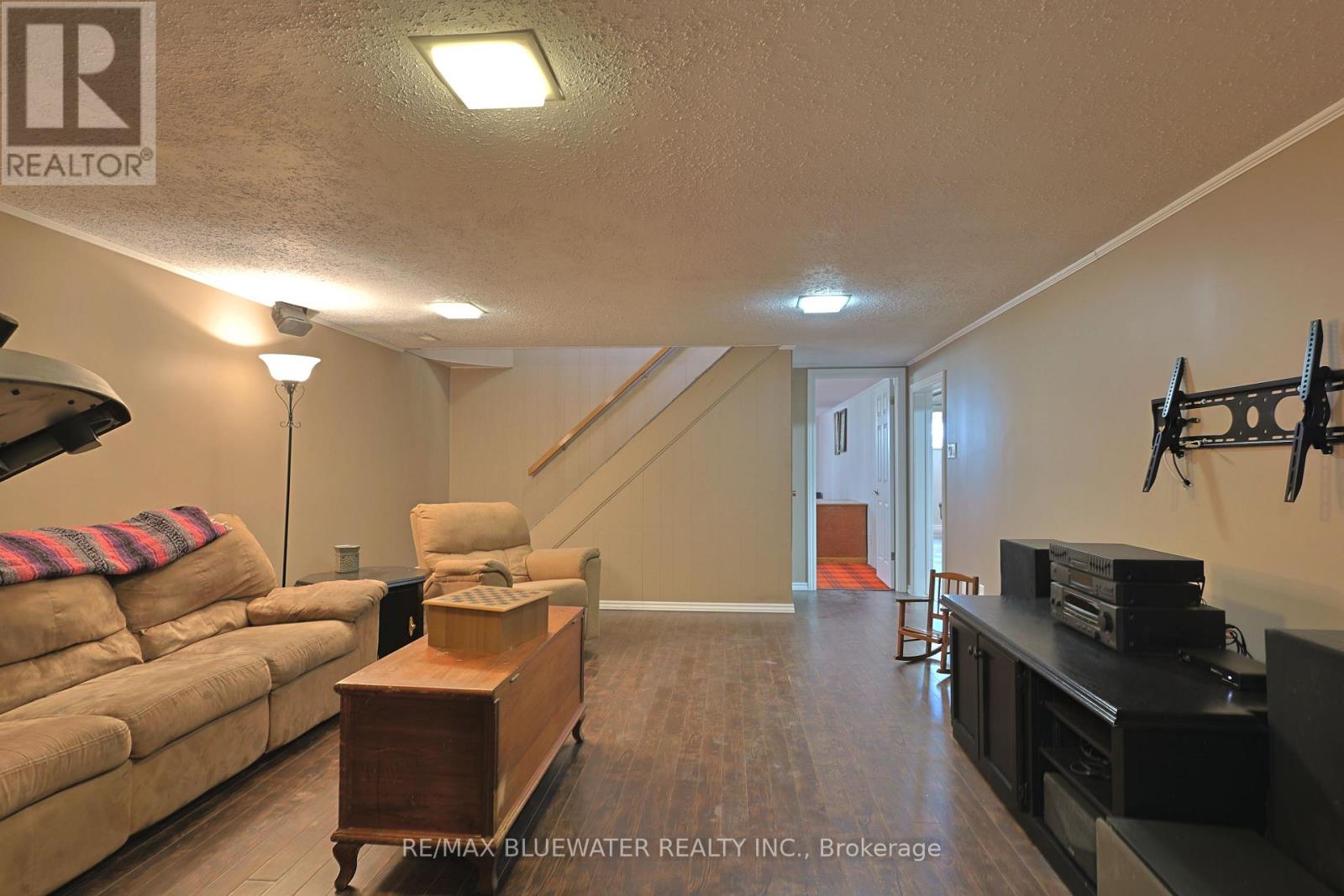 7963 Rawlings Road, Lambton Shores, Ontario  N0N 1J2 - Photo 28 - X12369659