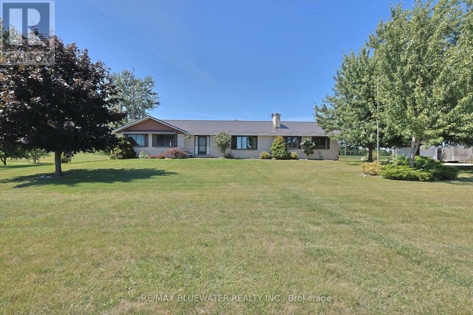 7963 Rawlings Road, Lambton Shores, Ontario  N0N 1J2 - Photo 35 - X12369659
