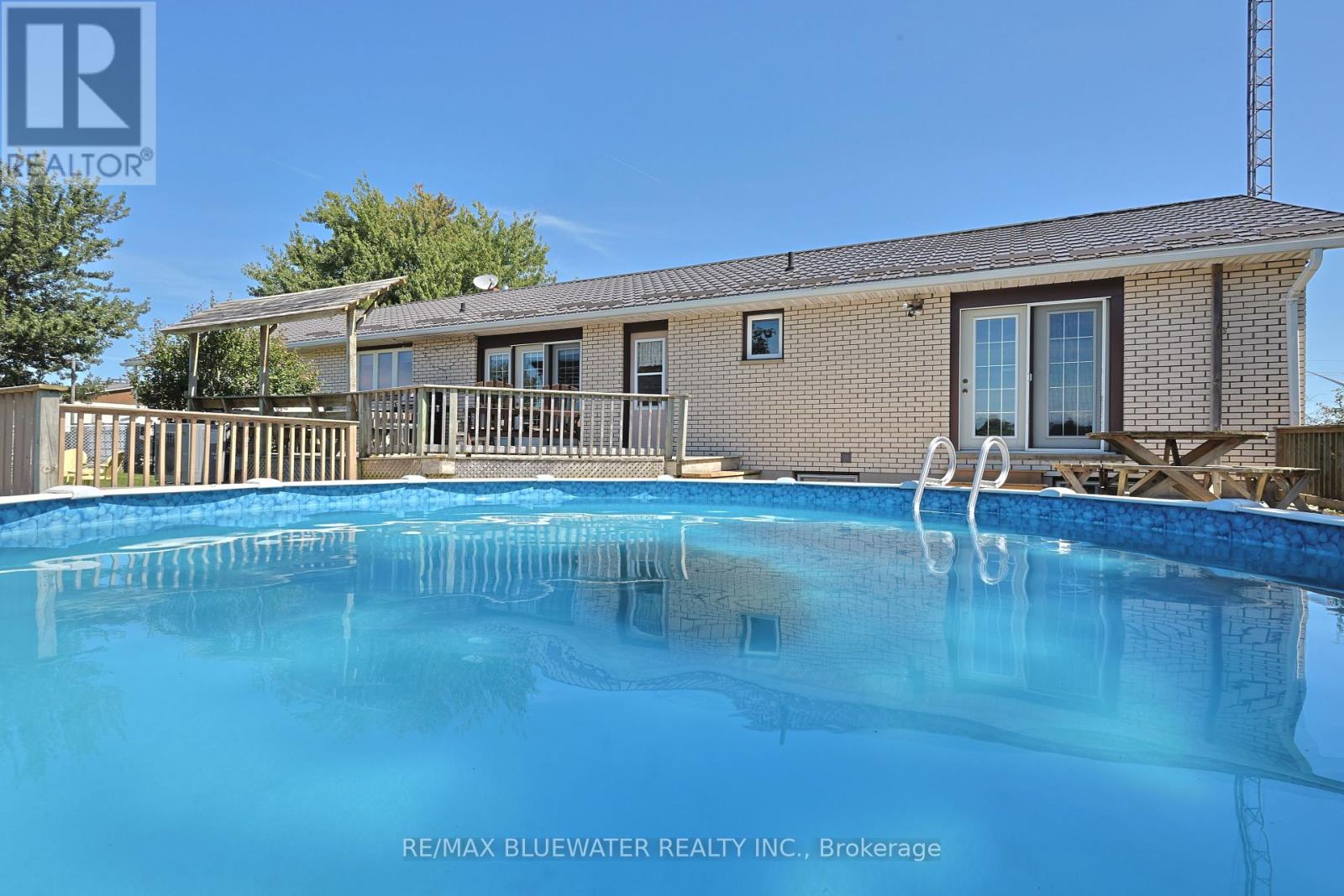 7963 Rawlings Road, Lambton Shores, Ontario  N0N 1J2 - Photo 39 - X12369659