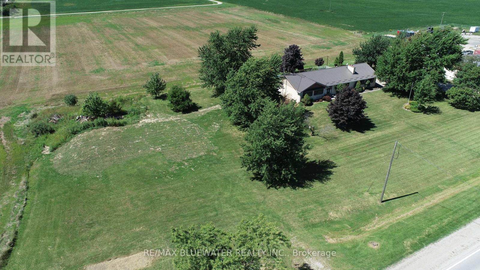 7963 Rawlings Road, Lambton Shores, Ontario  N0N 1J2 - Photo 46 - X12369659