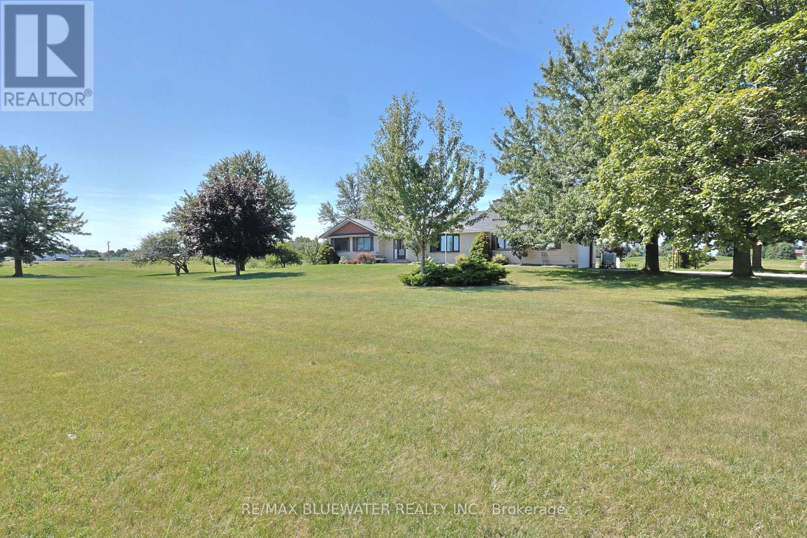 7963 Rawlings Road, Lambton Shores, Ontario  N0N 1J2 - Photo 48 - X12369659