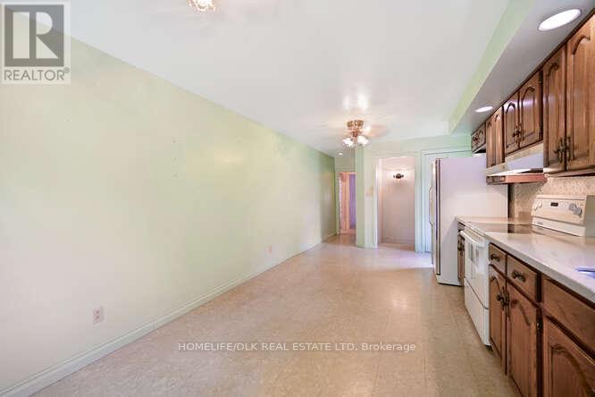 44 Keefer Street, Brockville, Ontario  K6V 1R7 - Photo 12 - X12369656