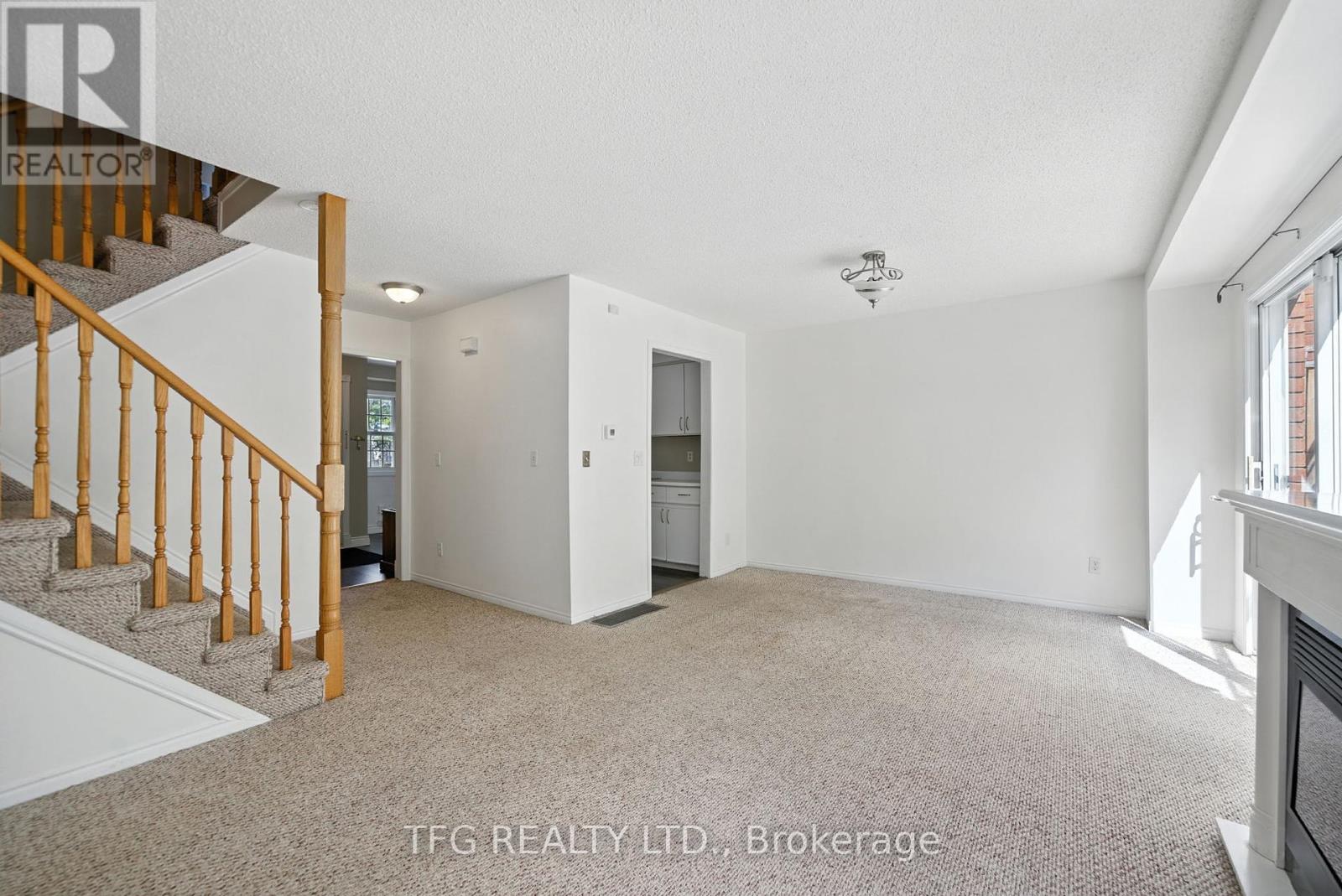 165 Sutherland Crescent, Cobourg, Ontario  K9A 5L6 - Photo 12 - X12369377