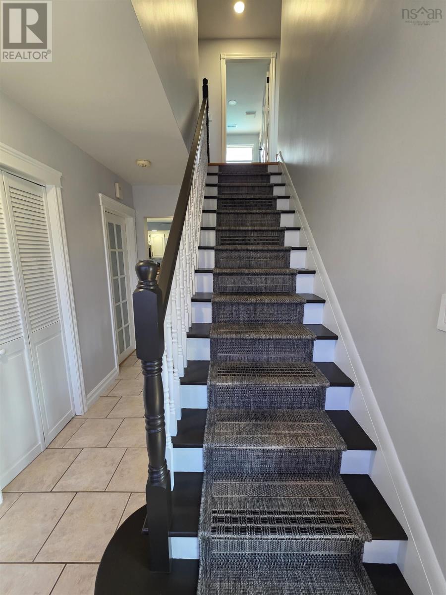 53 Holyrood Drive, Sydney, Nova Scotia  B1S 1Y1 - Photo 15 - 202521358