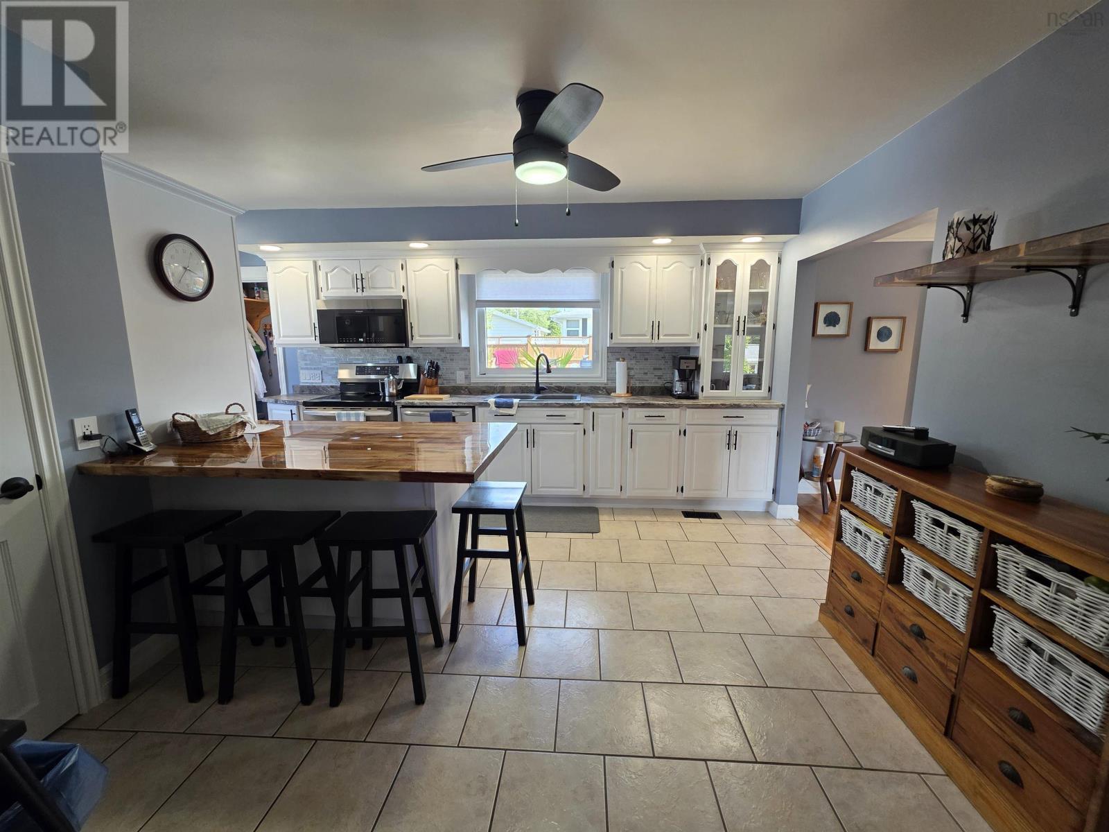 53 Holyrood Drive, Sydney, Nova Scotia  B1S 1Y1 - Photo 8 - 202521358