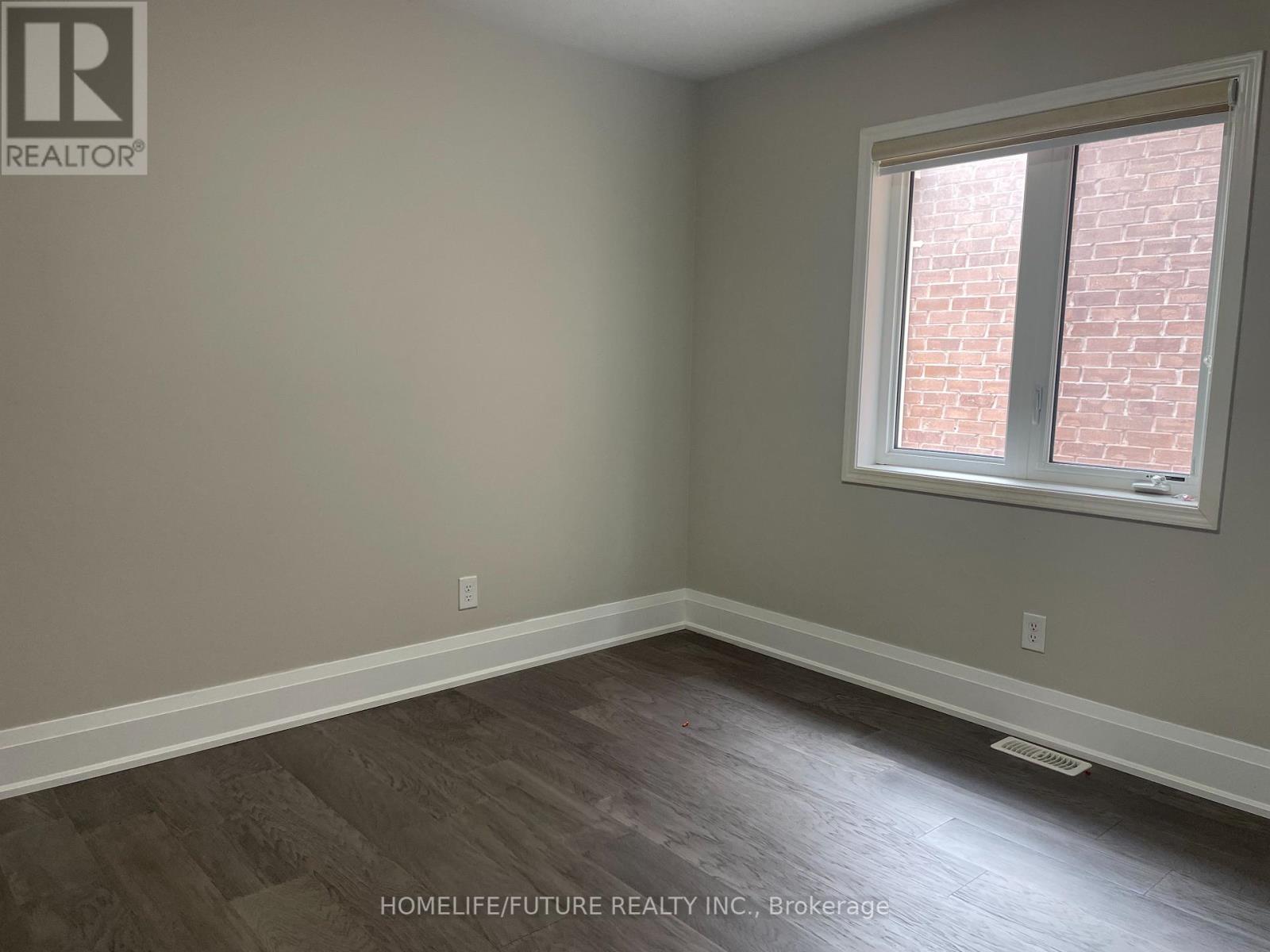 2412 Equestrain Crescent, Oshawa, Ontario L3S 4N8 - Photo 6 - E12367024