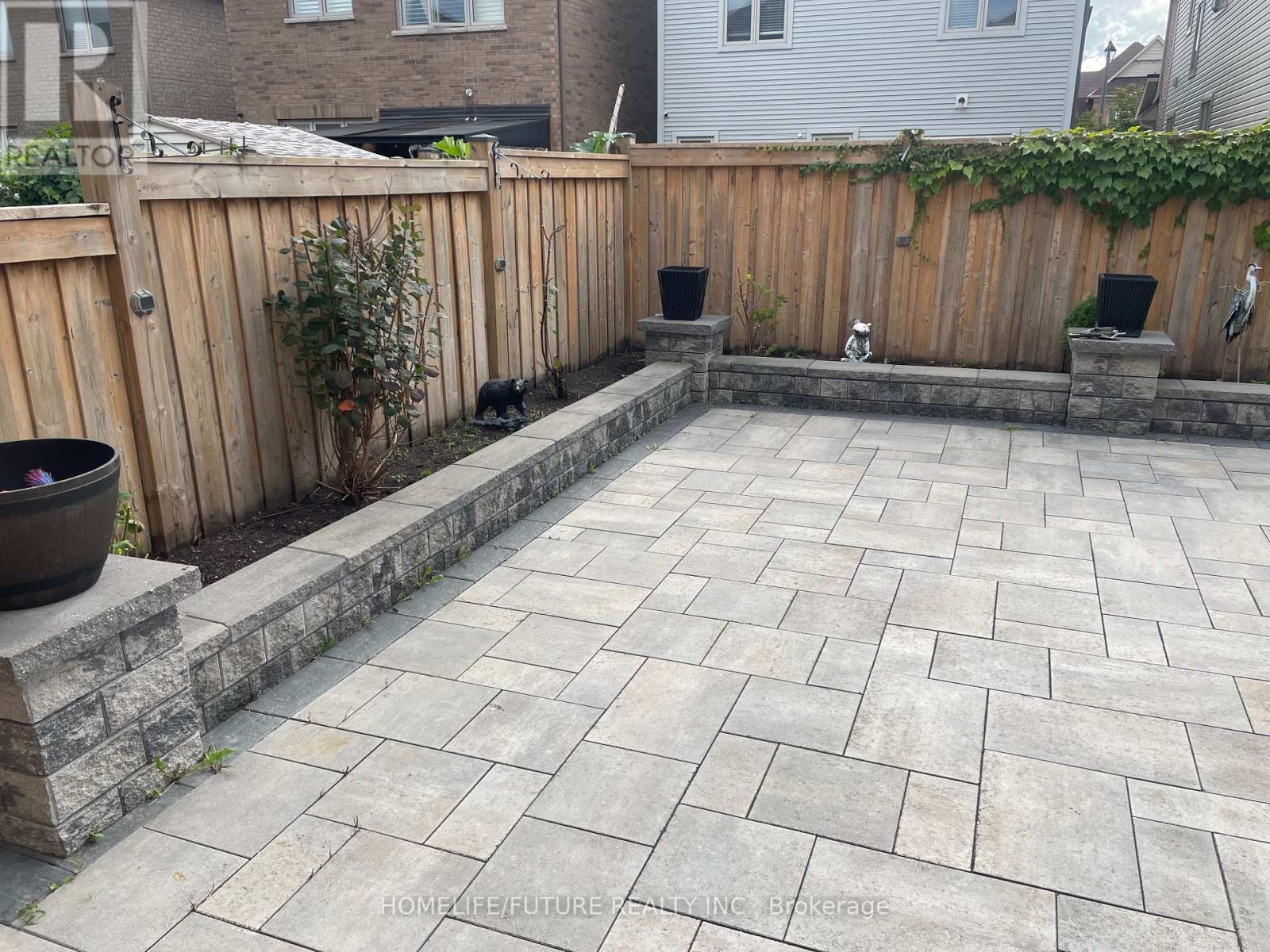 2412 Equestrain Crescent, Oshawa, Ontario L3S 4N8 - Photo 12 - E12367024