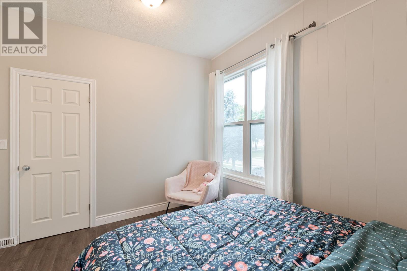 41 South Edgeware Road, St. Thomas, Ontario  N5P 2H5 - Photo 20 - X12369686
