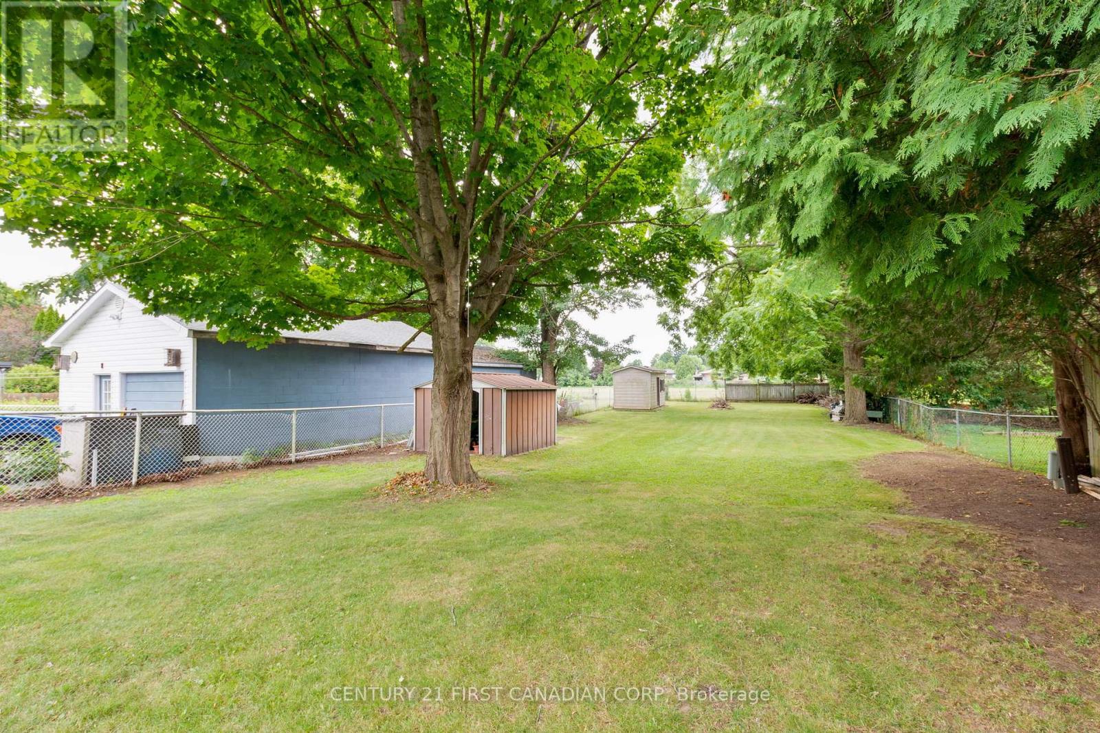 41 South Edgeware Road, St. Thomas, Ontario  N5P 2H5 - Photo 32 - X12369686