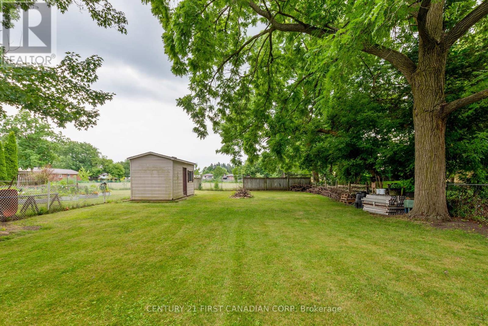 41 South Edgeware Road, St. Thomas, Ontario  N5P 2H5 - Photo 34 - X12369686