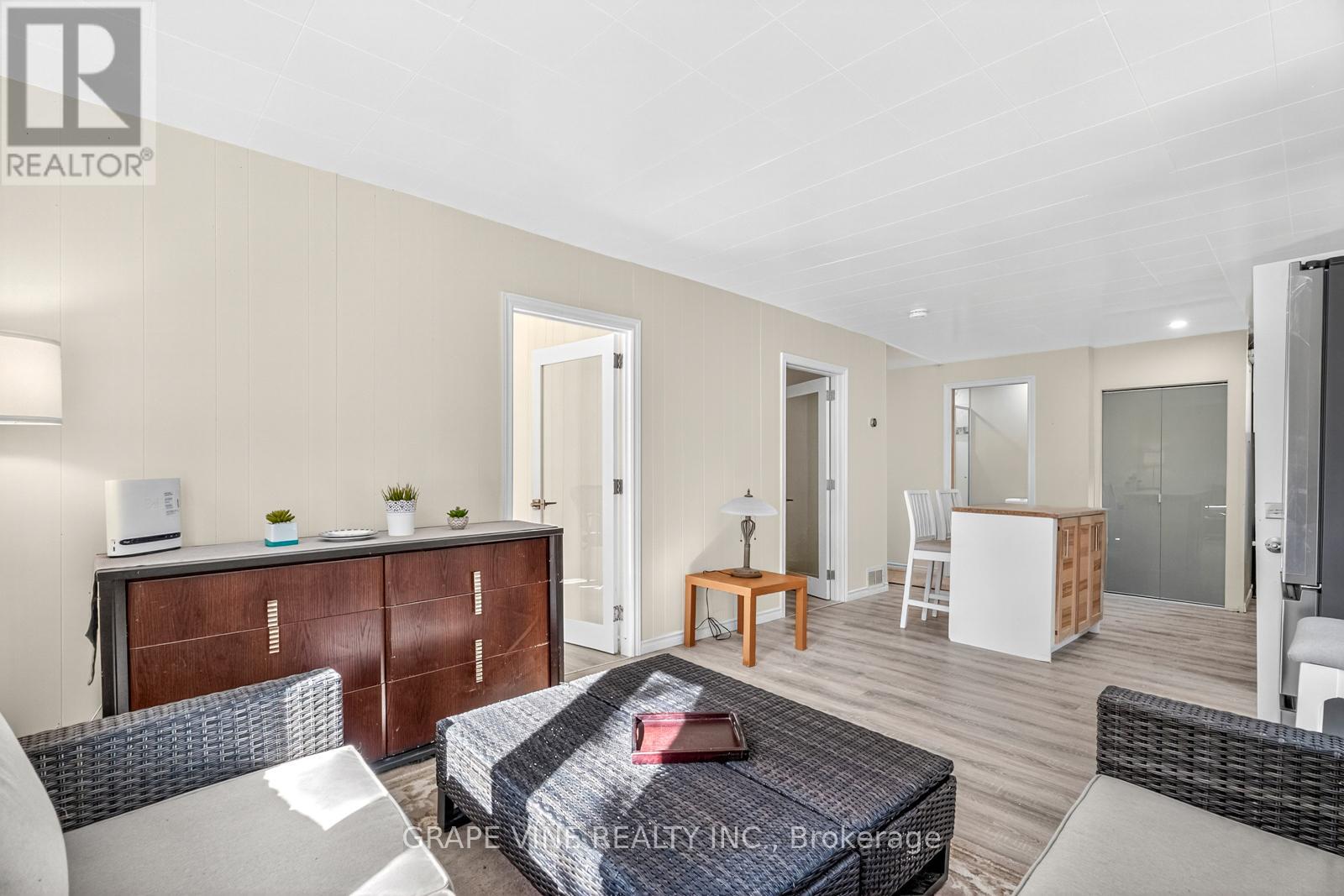 125 Hunter Crescent, Ottawa, Ontario  K0A 3M0 - Photo 14 - X12369671