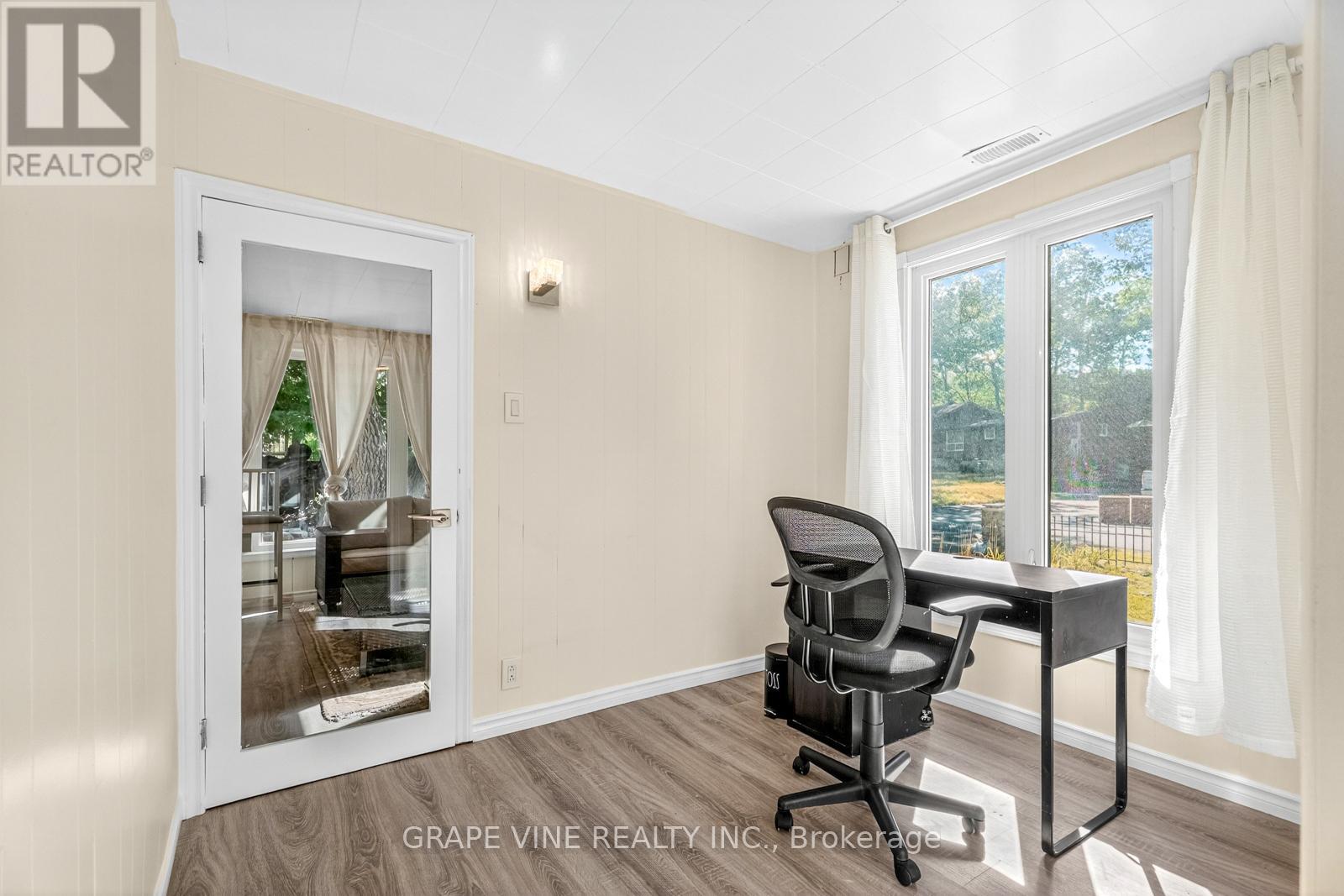 125 Hunter Crescent, Ottawa, Ontario  K0A 3M0 - Photo 17 - X12369671