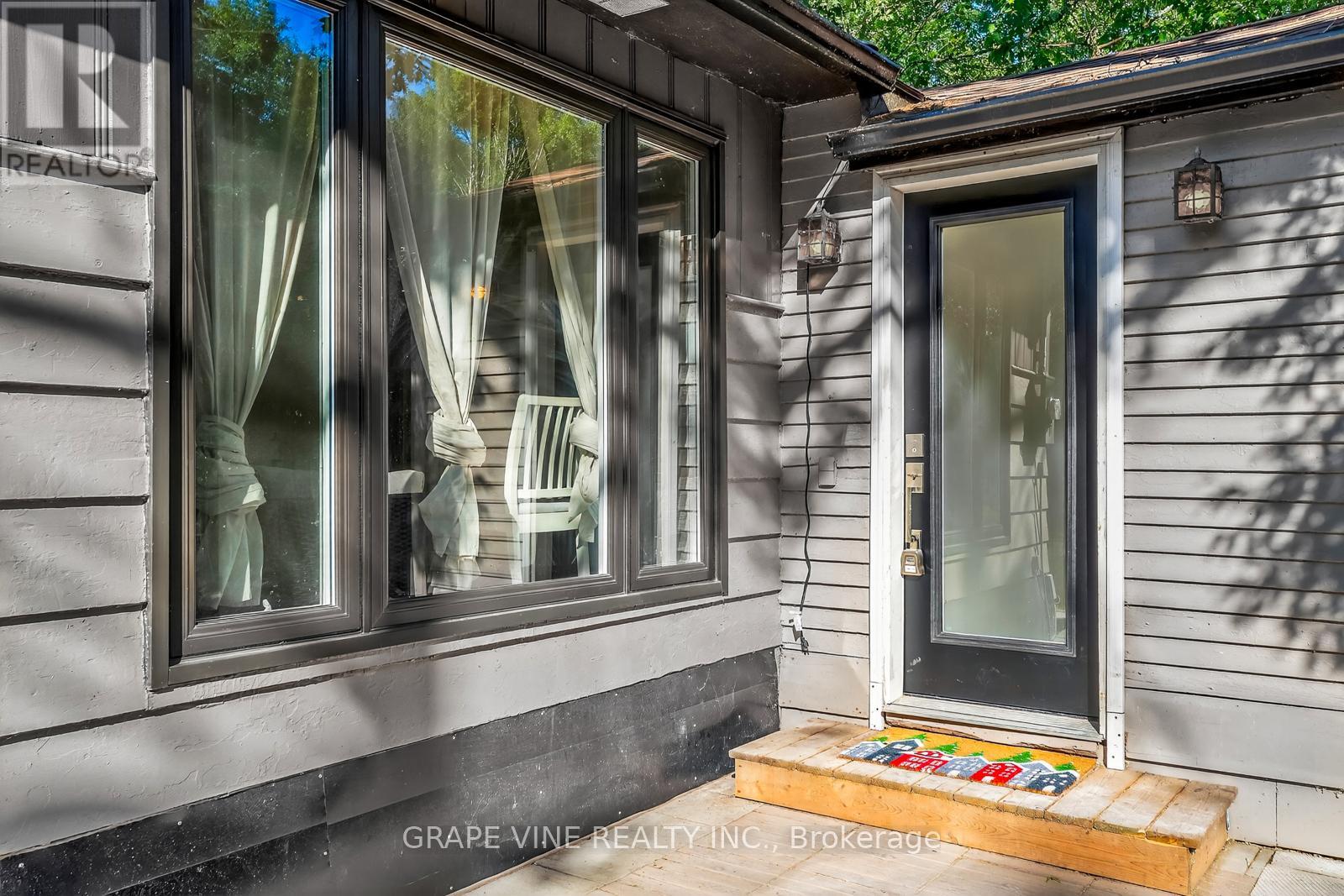 125 Hunter Crescent, Ottawa, Ontario  K0A 3M0 - Photo 5 - X12369671