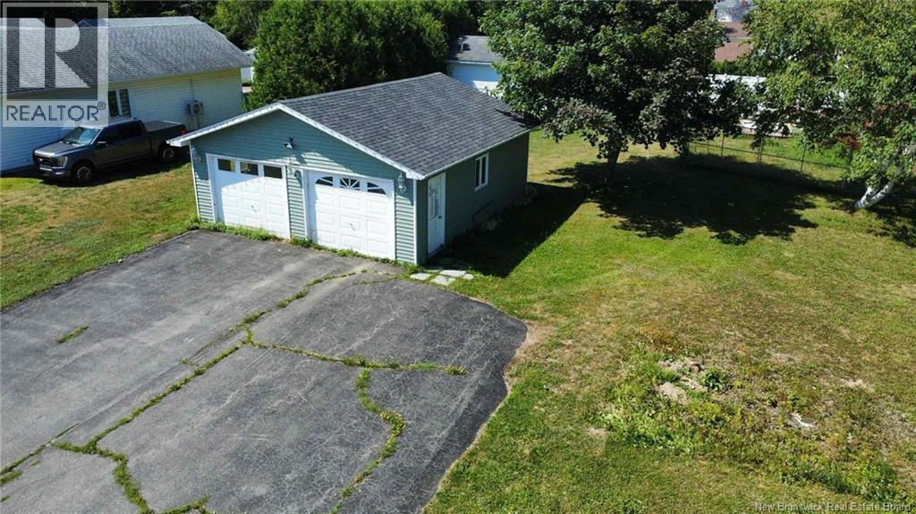 678 Principale, Petit-Rocher, New Brunswick  E8J 1V1 - Photo 3 - NB125488