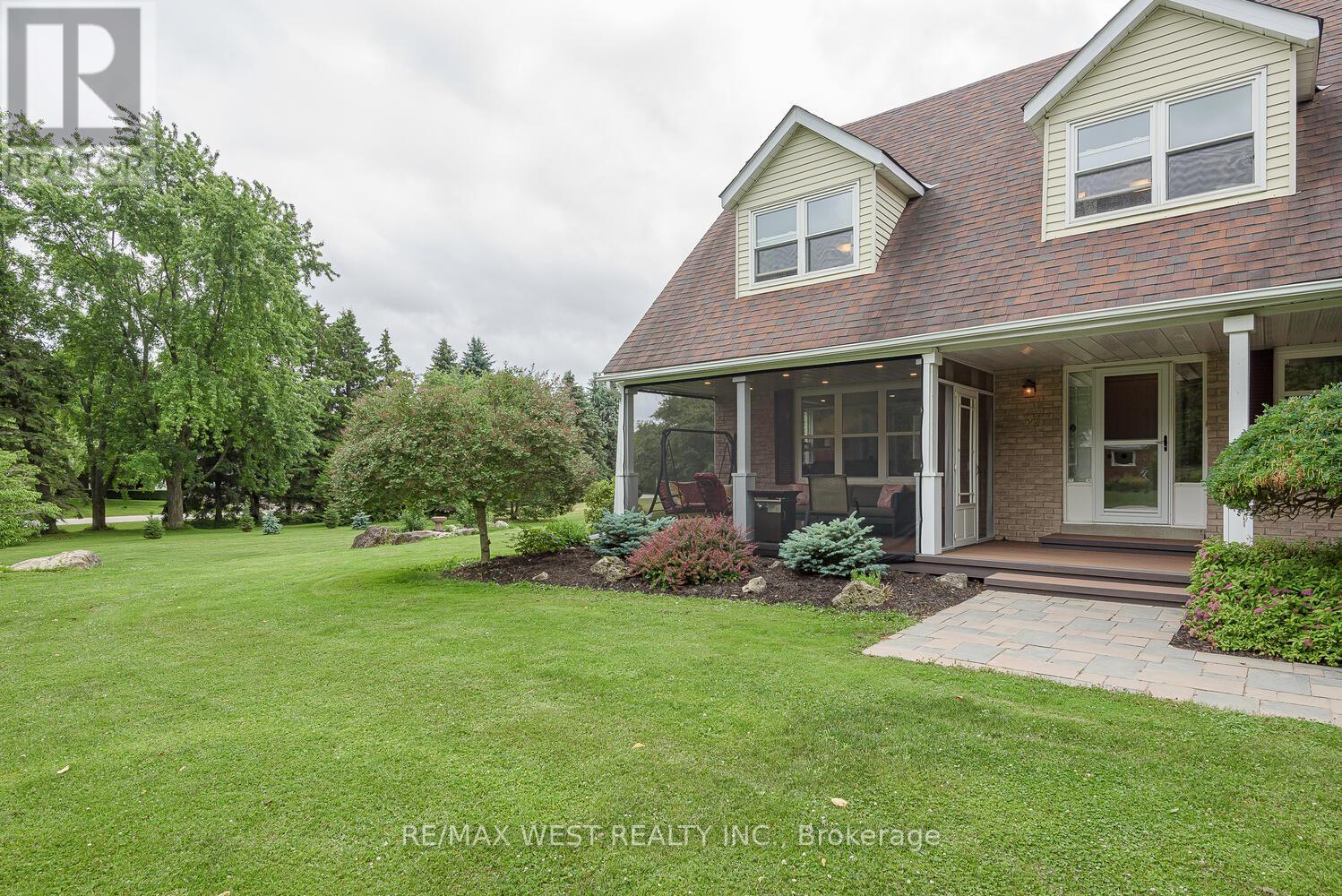 Property at 37 AUTUMN DRIVE image 5