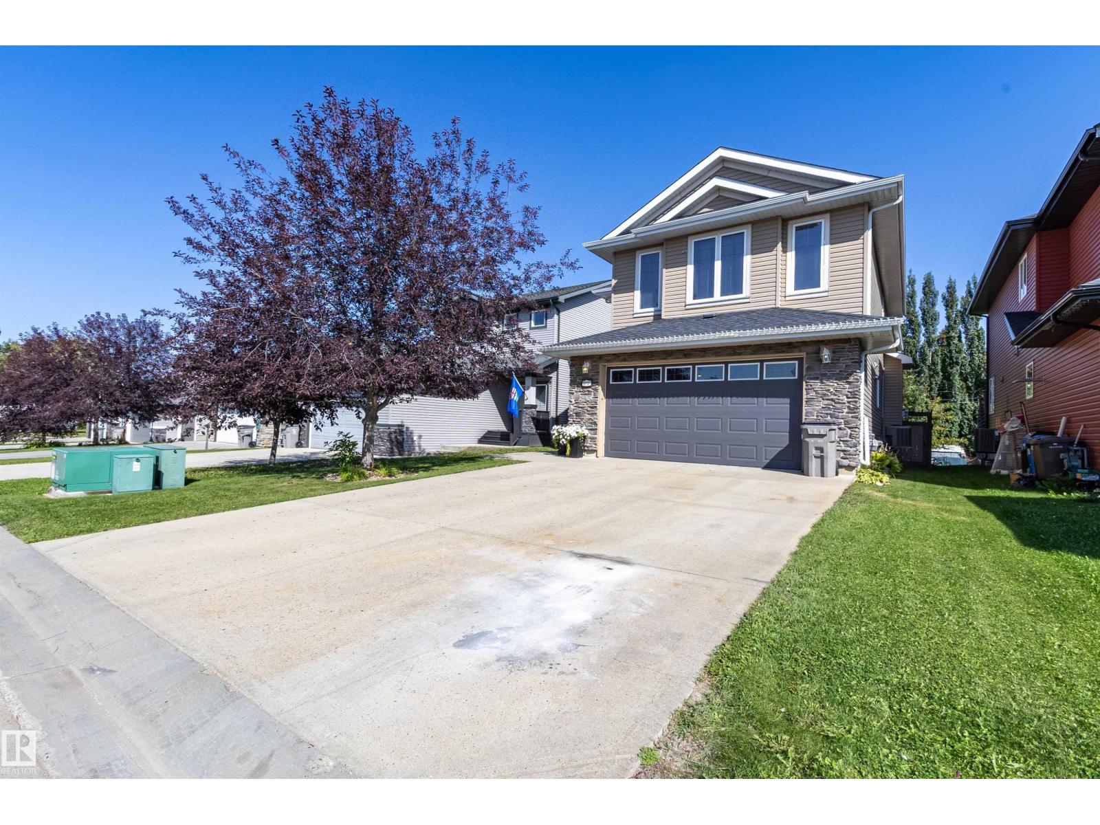 9 Southbridge Crescent, Calmar, Alberta