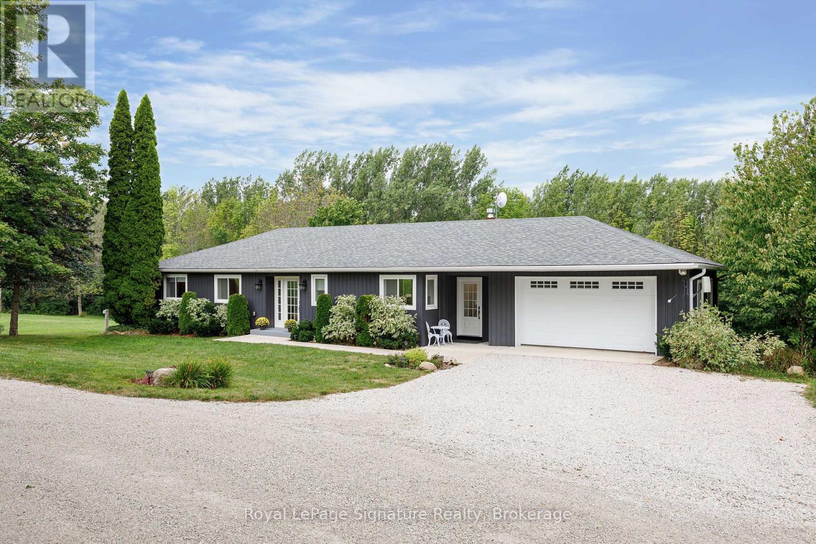 197702 Grey Road 7, Meaford, Ontario  N4L 1W7 - Photo 1 - X12369339