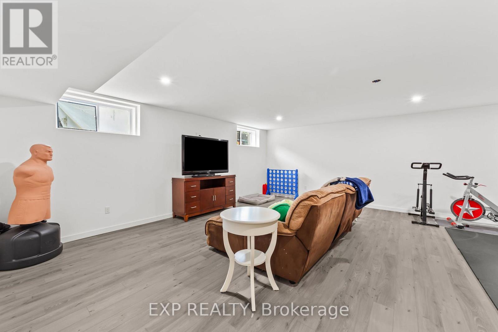 100 Field Street, Lambton Shores, Ontario  N0N 1J0 - Photo 29 - X12358195