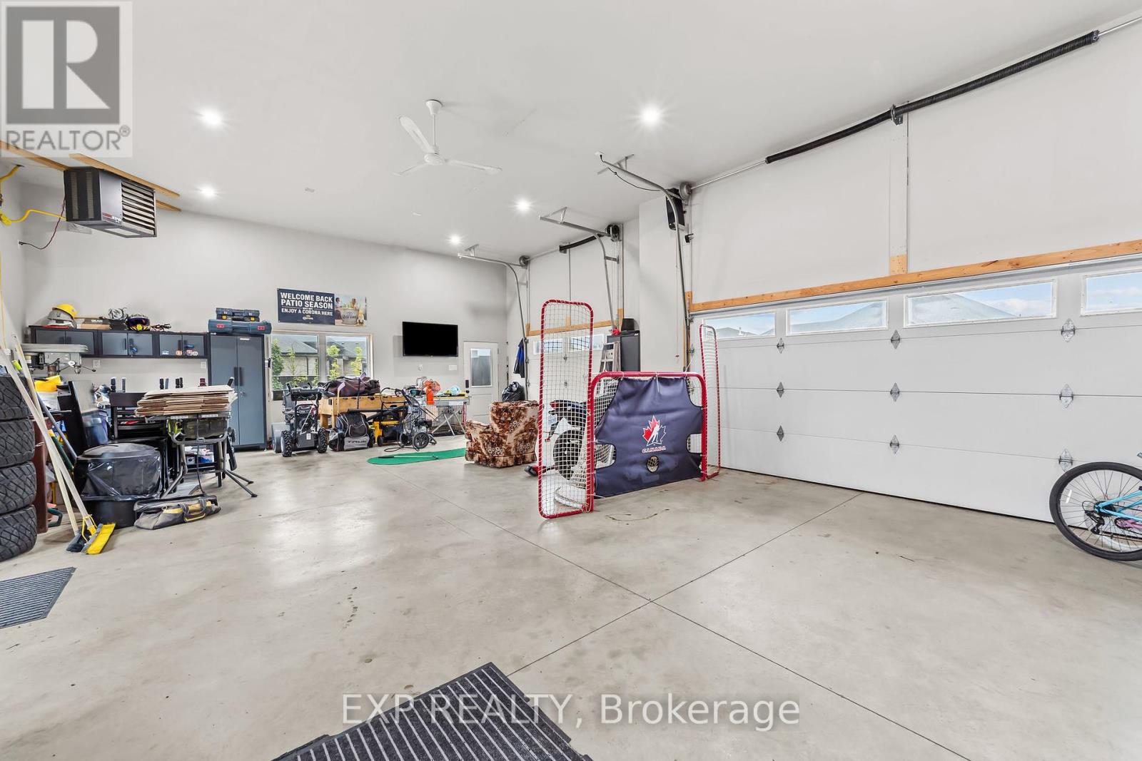 100 Field Street, Lambton Shores, Ontario  N0N 1J0 - Photo 44 - X12358195