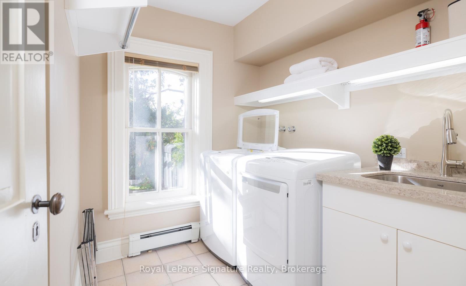186 Third Street, Collingwood, Ontario  L9Y 1L1 - Photo 32 - S12369695