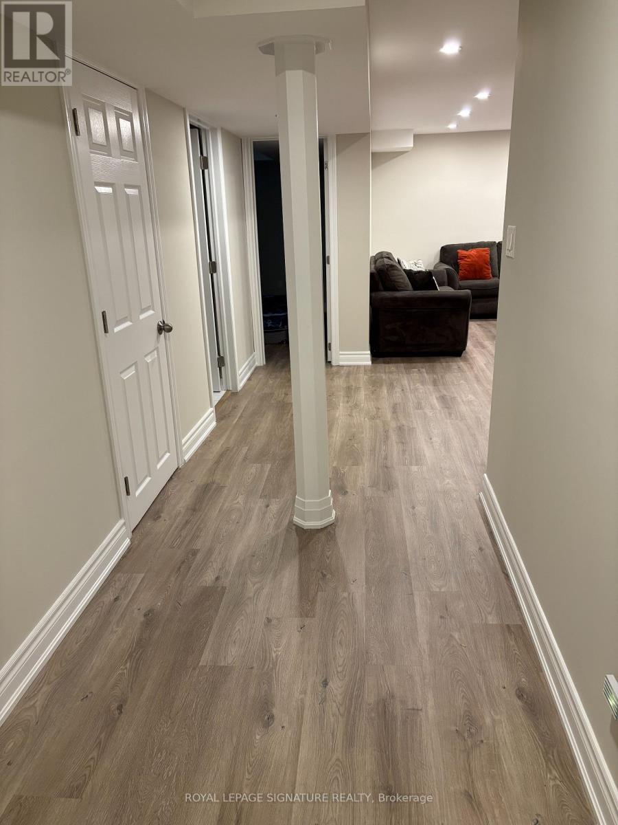 5972 Manzanillo Crescent, Mississauga, Ontario  L5M 6Y3 - Photo 11 - W12369684