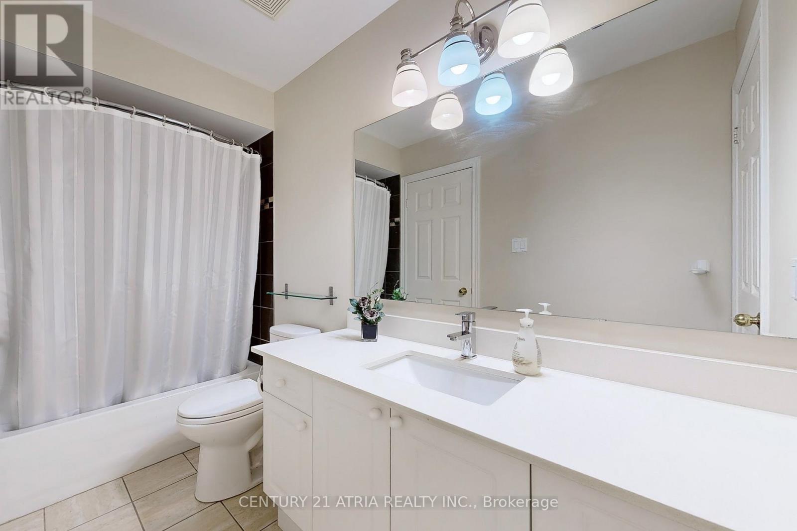 24 Gannett Drive, Richmond Hill, Ontario  L4E 0E9 - Photo 22 - N12367287