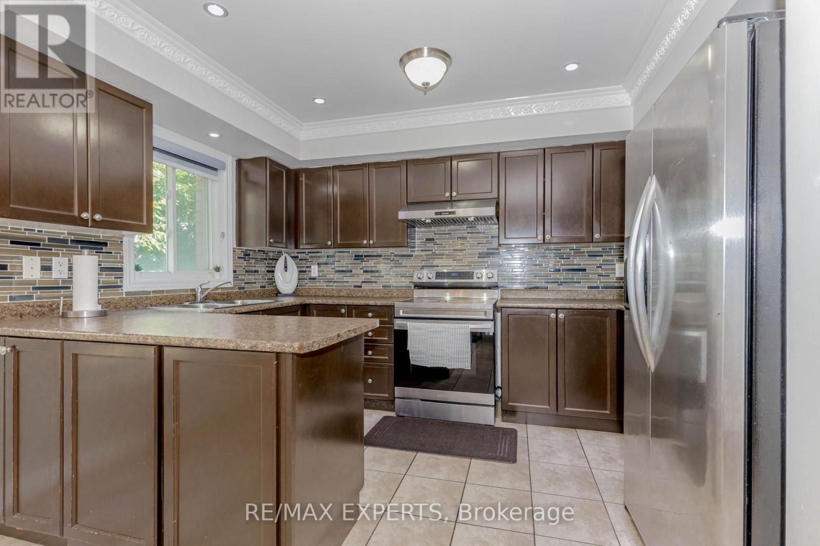 24 Ignatius Lane, Toronto, Ontario  M1E 0A3 - Photo 20 - E12369696