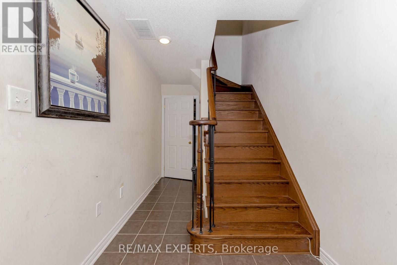 24 Ignatius Lane, Toronto, Ontario  M1E 0A3 - Photo 38 - E12369696