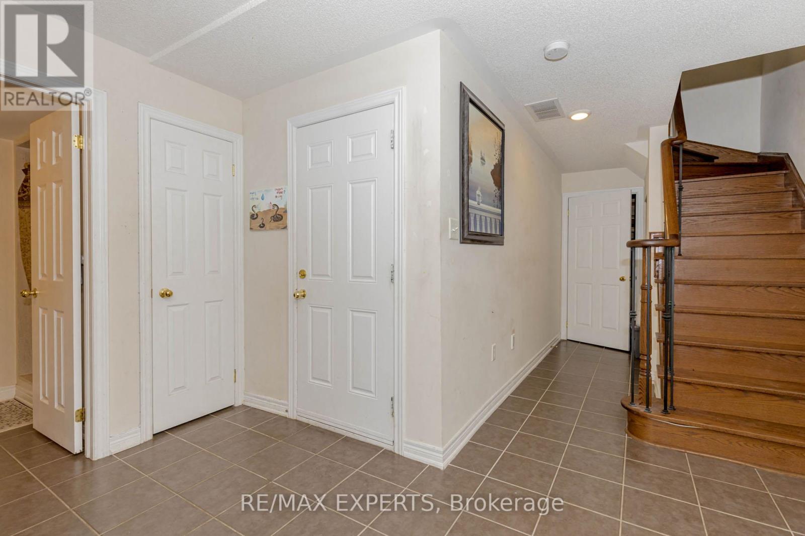 24 Ignatius Lane, Toronto, Ontario  M1E 0A3 - Photo 41 - E12369696