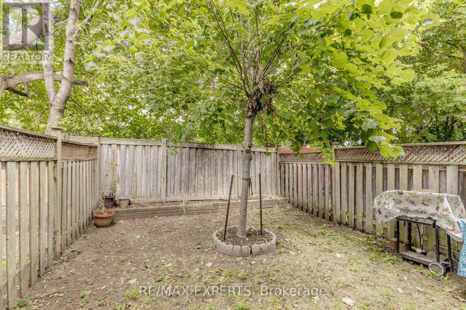 24 Ignatius Lane, Toronto, Ontario  M1E 0A3 - Photo 50 - E12369696