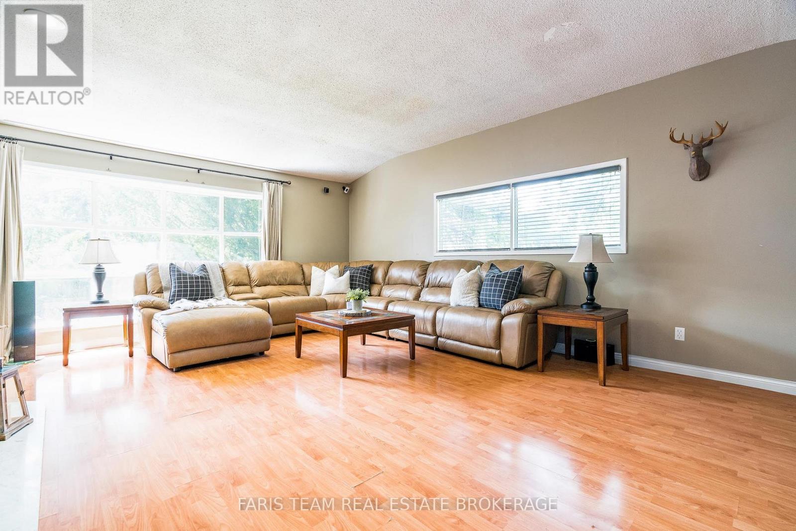 175 South Summit Farm Road, King (King City), Ontario  L7B 1J8 - Photo 19 - N12369706