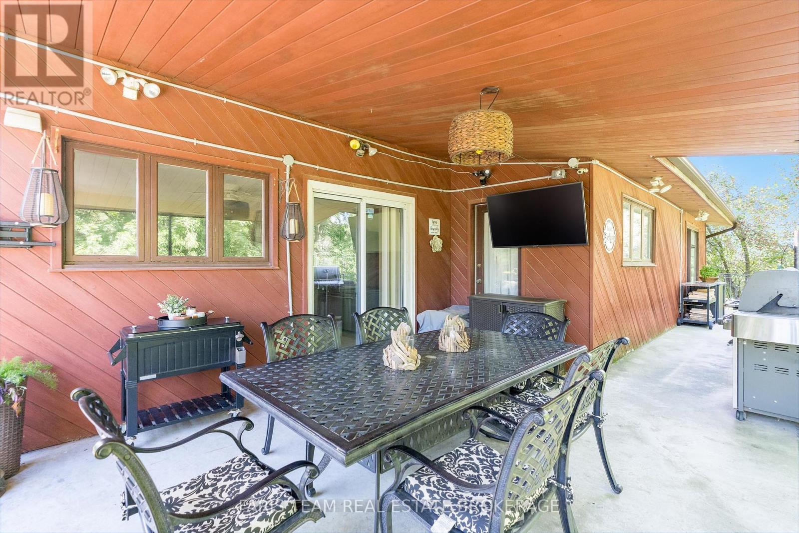 175 South Summit Farm Road, King (King City), Ontario  L7B 1J8 - Photo 31 - N12369706