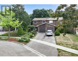 9 COMRIE TERRACE, Toronto, Ontario