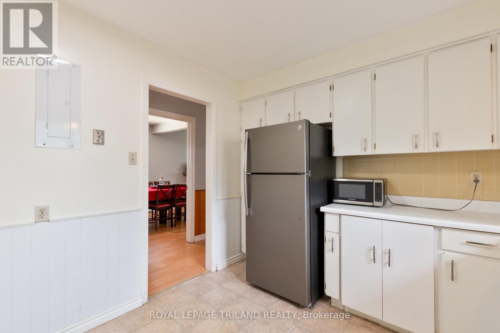 167 Vancouver Street, London East, Ontario  N5W 4R5 - Photo 13 - X12369827