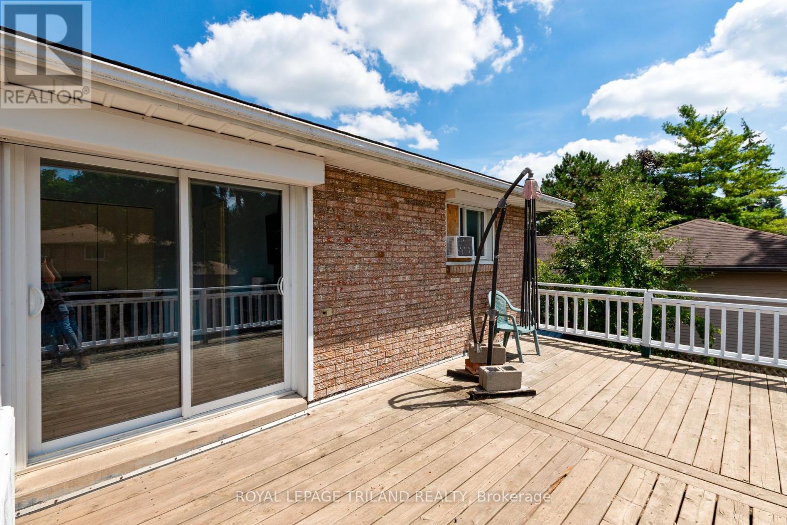 167 Vancouver Street, London East, Ontario  N5W 4R5 - Photo 40 - X12369827